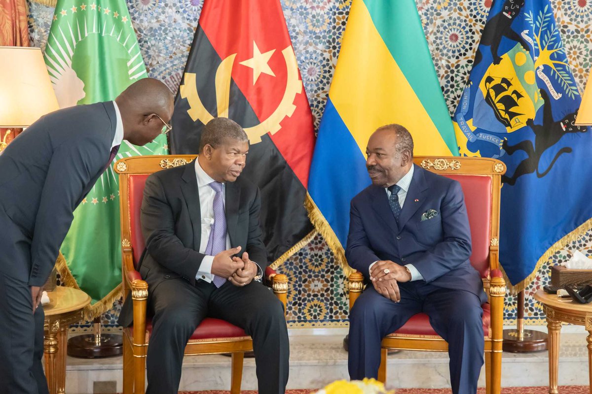 La_Libreville's tweet photo. Les visas supprimés entre le Gabon et l'Angola - https://t.co/7FvHrr9tph https://t.co/amNRDBzwOq