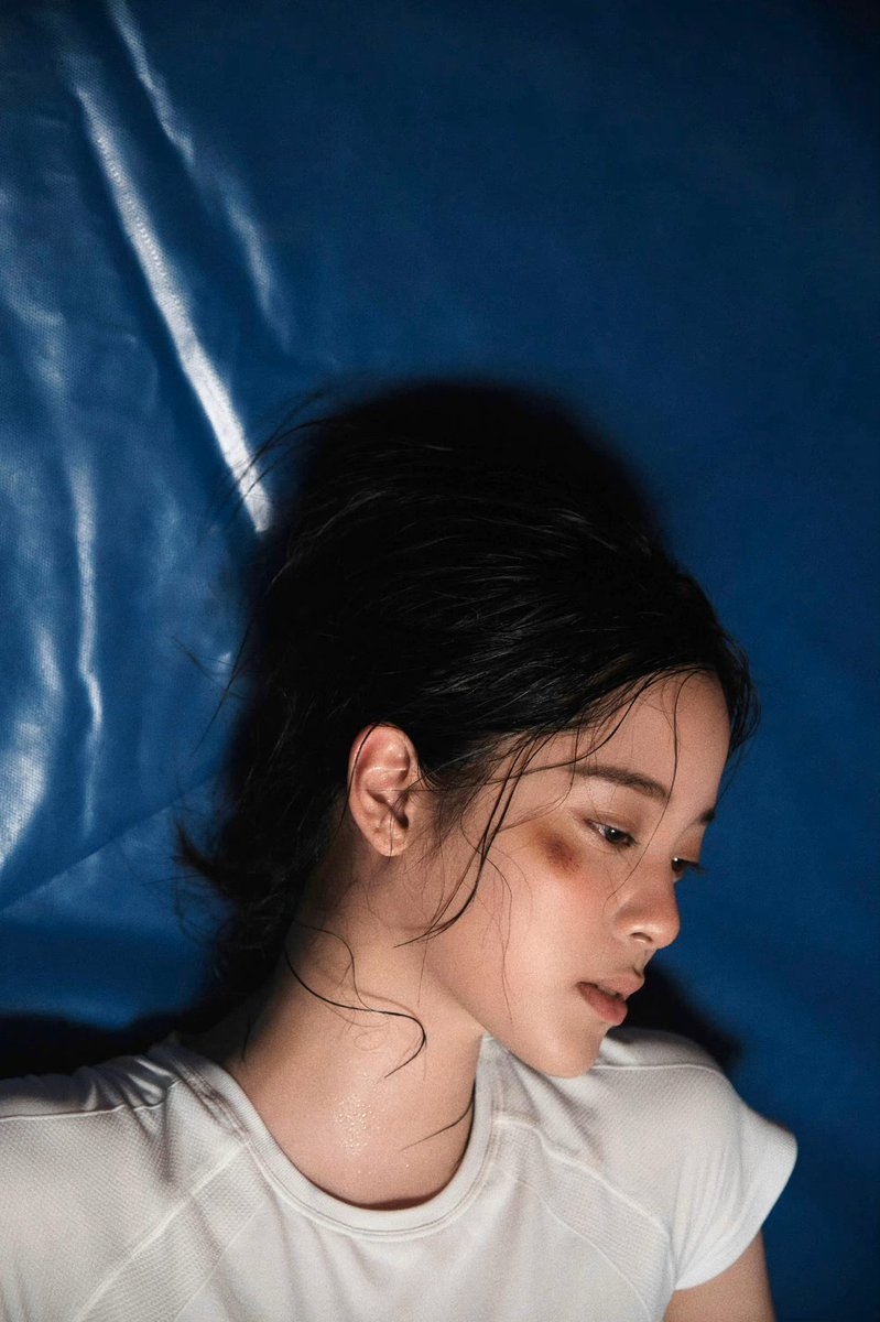 nabiarchives's tweet photo. 221222 — nana ouyang studio weibo update 🥊

Still photos from《Liar》MV • drop 1 

#OuyangNana #欧阳娜娜
#NanaOuyang #歐陽娜娜 https://t.co/qNK250P8EM