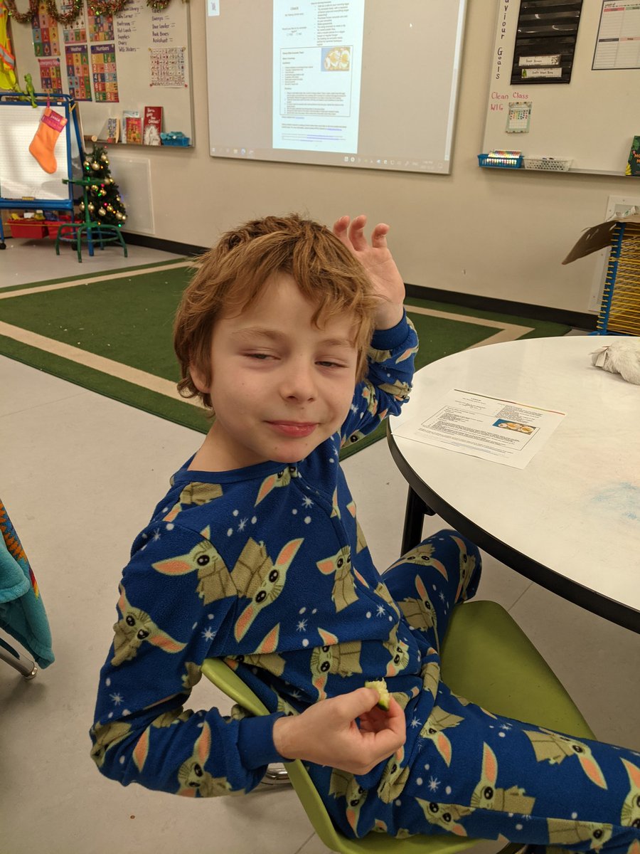 We had fun participating in a green, Grinch-themed <a href="/APPLESchools/">APPLE Schools</a> Taste Test. Students tasted avocado, cucumber, lettuce, peas, and broccoli <a href="/ChristinaGFMPSD/">ChristinaGordon</a> <a href="/FMPSD/">Fort McMurray Public School Division</a> #iteachthird #healthyschools #grade3istheplacetobe
