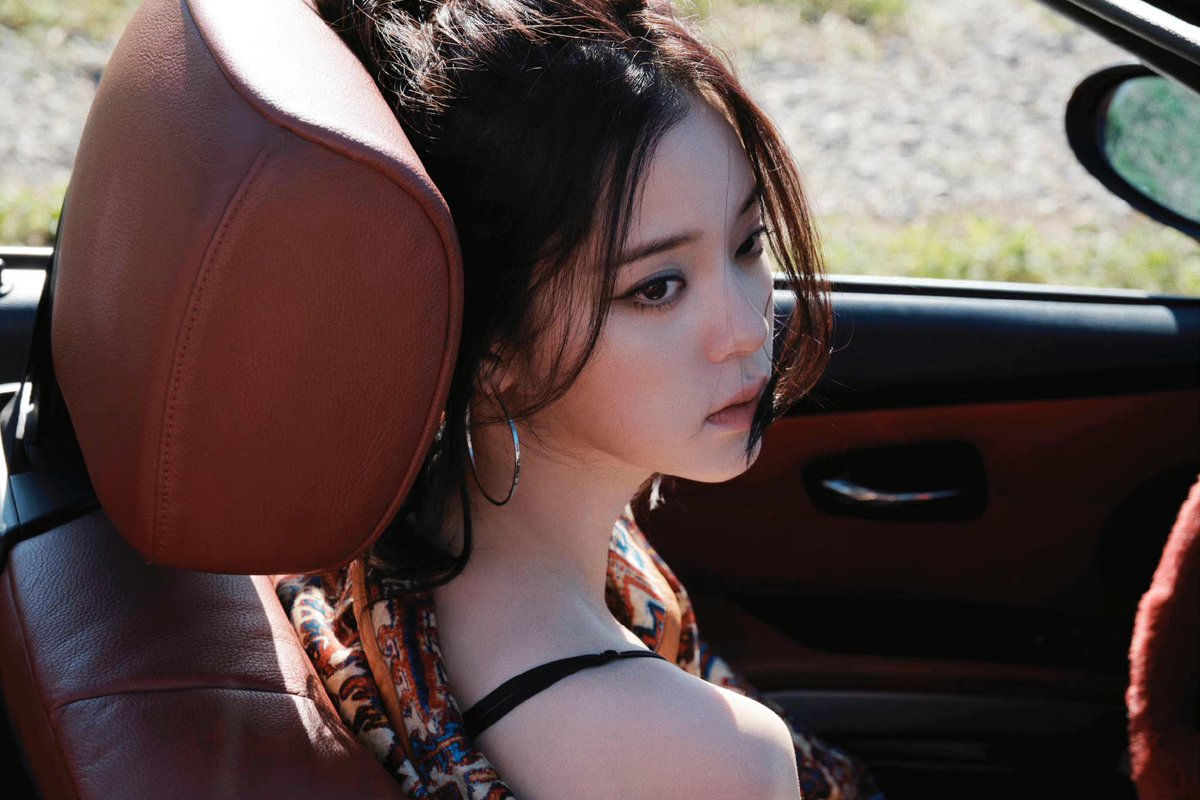 nabiarchives's tweet photo. 221223 — nana ouyang studio weibo update 🥊

Still photos from《Liar》MV • drop 3

#OuyangNana #欧阳娜娜
#NanaOuyang #歐陽娜娜 https://t.co/ySVlTkBNR3