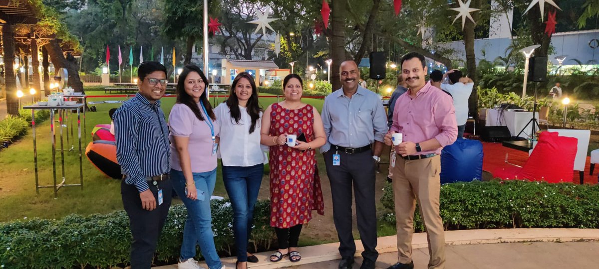 Life63moons1's tweet image. With the glitters and festivities welcome our employees, ambassadors, wellwishers.
Enjoy the performances of our employees, cheer them and dance to the tune of music🎉🕺💃