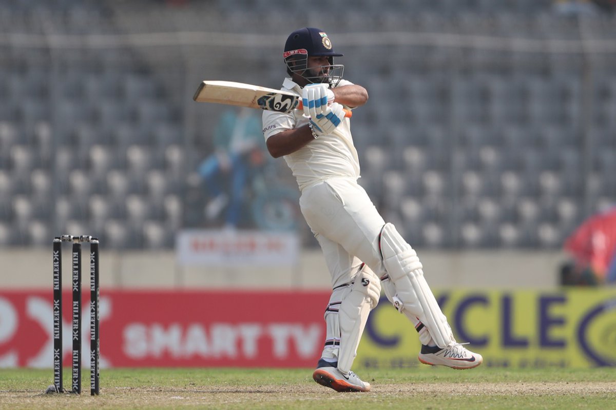 BCCI's tweet photo. 𝐅𝐈𝐅𝐓𝐘 for @RishabhPant17 👏👏

#TeamIndia wicket-keeper has brought up his half century in 49 balls with 5x4 1x6. Some more good news as the 𝟓𝟎-𝐫𝐮𝐧 𝐩𝐚𝐫𝐭𝐧𝐞𝐫𝐬𝐡𝐢𝐩 also has been raised with @ShreyasIyer15.

Live - https://t.co/XZOGpeuLsj #BANvIND https://t.co/f5fFWH0D8V
