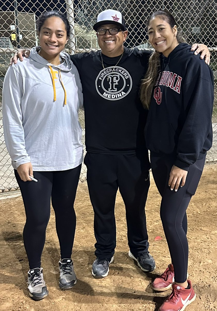 Medina Softball Clinics tweet media