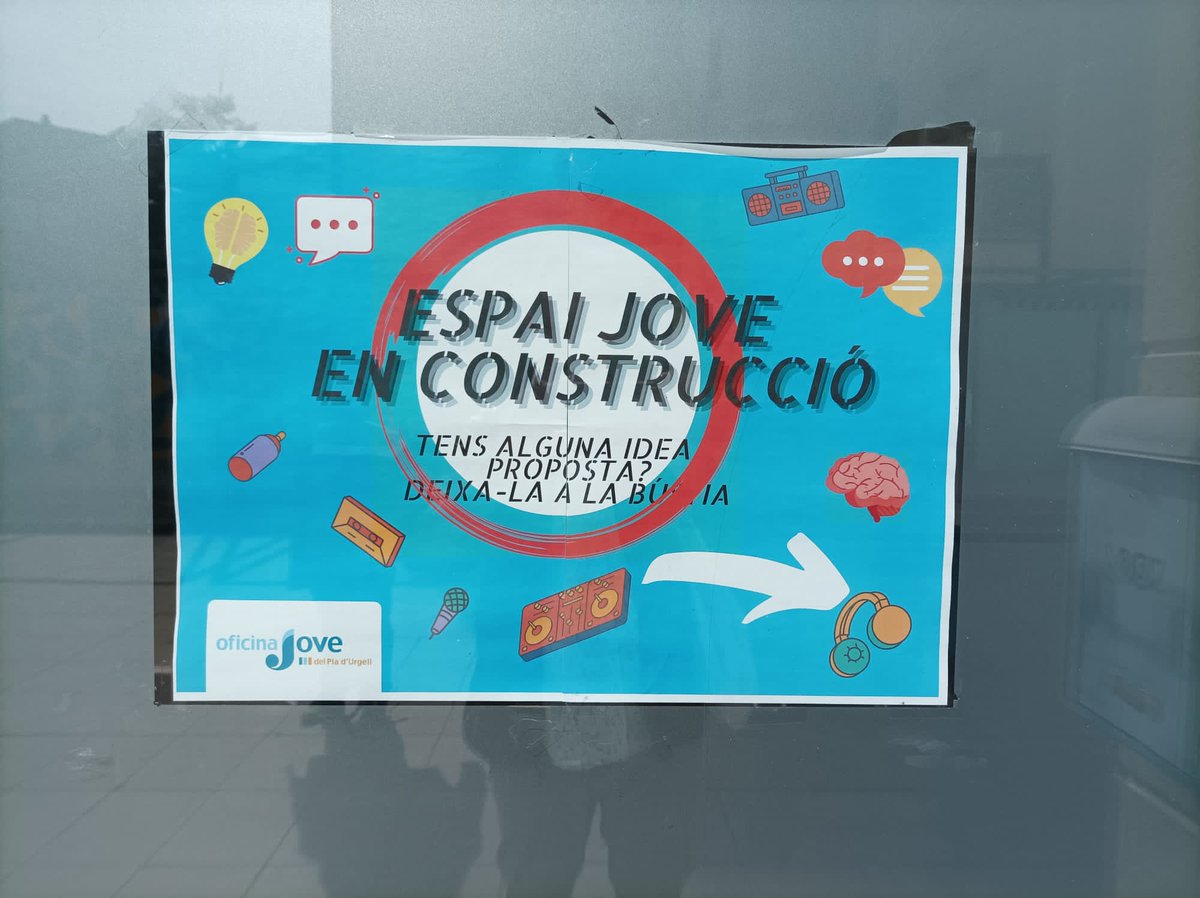 periferica_la's tweet photo. Hem trepitjat Argentona, Artés, Corçà, Santa Perpètua, Sant Pere de Ribes, Barberà, Mont-Roig, Montblanc, Reus o Flix fent assessoraments de #ParticipacioJuvenil en el marc del programa #ObrimVia 🚀 https://t.co/ybJ9lN6uNo