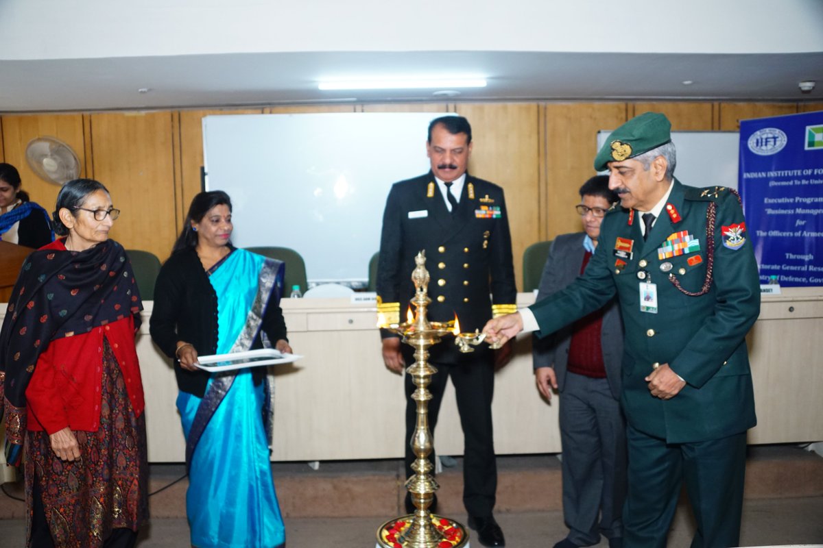 iift_official's tweet photo. MDP Division of Indian Institute of Foreign Trade, New Delhi Inaugurated "24 weeks Executive Programme in Business Management" for the Officers of Armed Forces on December 20, 2022.
#executiveprogram #iift1963 #IIFT #armedforces #mdp #businessmanagement #management #business https://t.co/bUt9xyiMRc