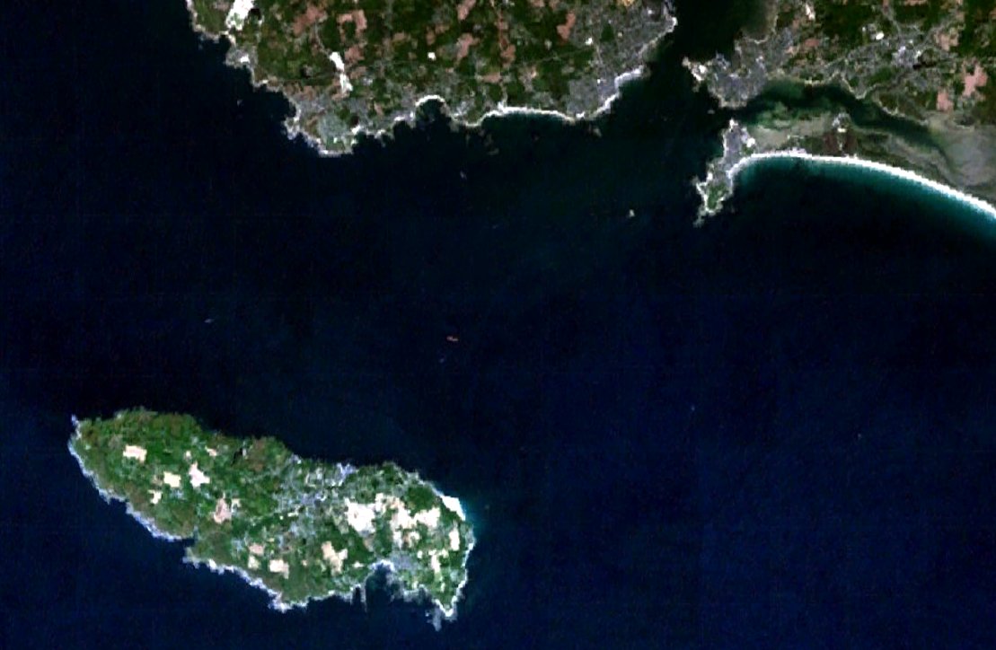 LeMemeJour's tweet photo. #CeJourLa 1982 : création de la réserve naturelle nationale "François Le Bail", sur l'île bretonne de Groix. https://t.co/7oaTlL8IBd