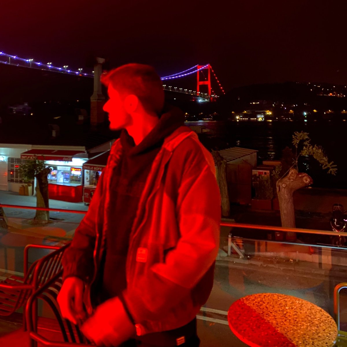 furkanrko's tweet photo. #YeniProfilResmi https://t.co/I9cCbHzKSR