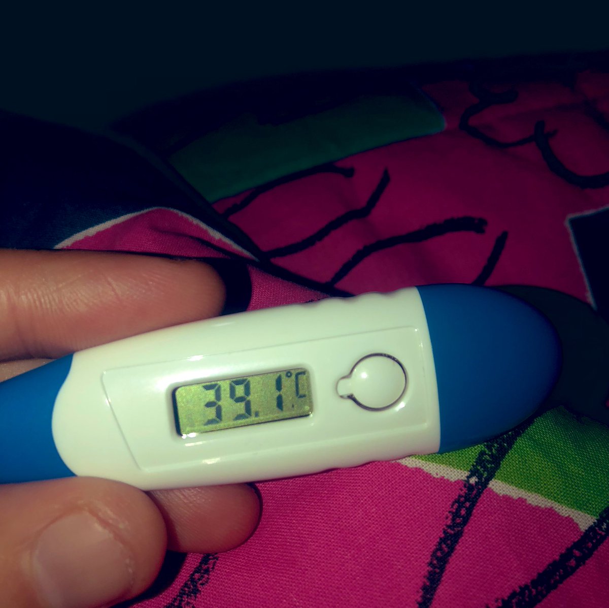 Not the best way to start my Xmas holidays.. 🤒 

G 🌡️ M