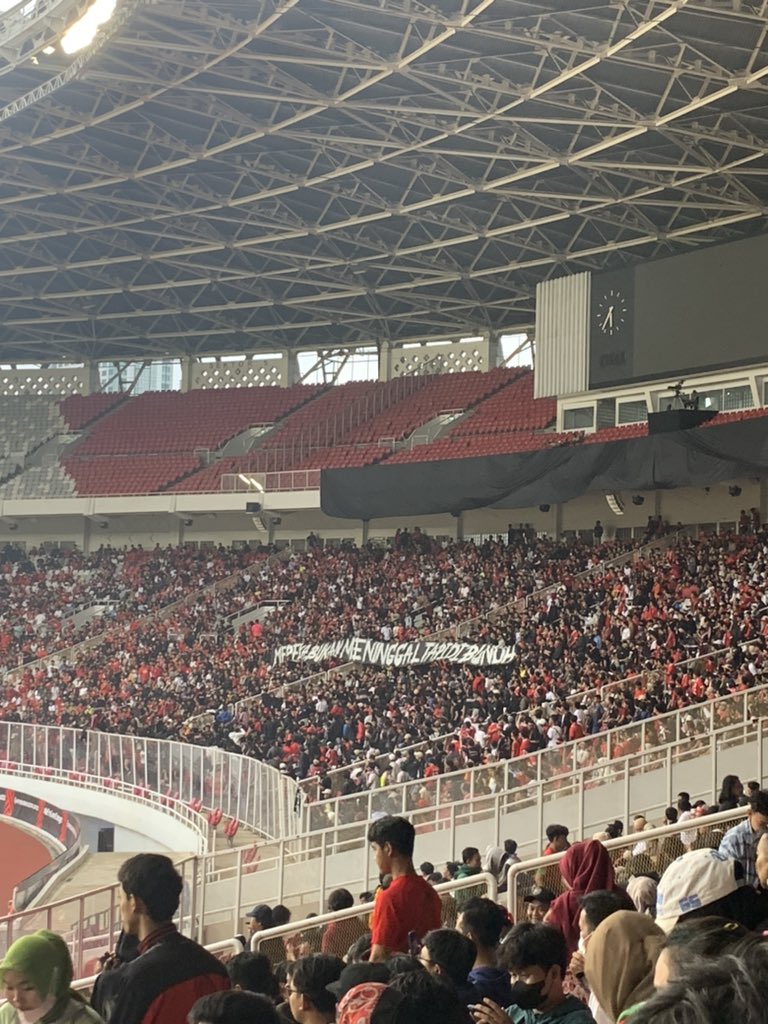 registaco's tweet photo. #UsutTuntas 🇮🇩 https://t.co/BYxmtJZBEq