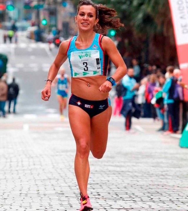 Radio Marca Vigo (@radiomarcavigo) on Twitter photo 🔊 98.3 | 🏃🏽♀️ Hablaremos con <a href="/PetiteStr/">Ester Navarrete</a> tras concretarse ya su regreso al <a href="/CeltaAtletismo/">Celta Atletismo</a>. 🔊 98.3 | 🏃🏽♀️ Hablaremos con <a href="/PetiteStr/">Ester Navarrete</a> tras concretarse ya su regreso al <a href="/CeltaAtletismo/">Celta Atletismo</a>.