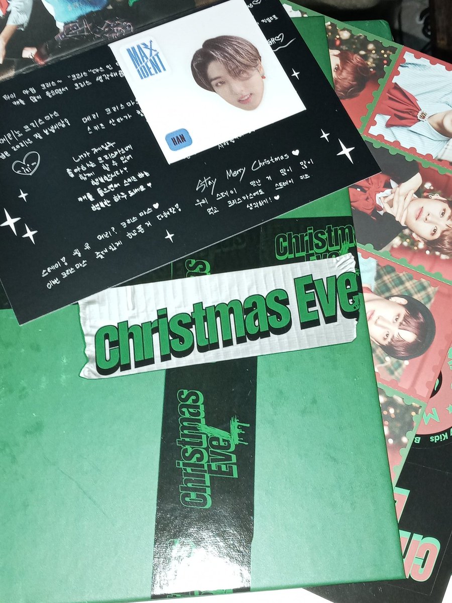 Milkswatermelon's tweet photo. Grabe naman na toh alam ko han pc lang uuwi, thank you so much sa birthday gift😭no more cravings sa cevel album. Forda spoiled naman ako sayo @linopuddingcart 🥺💚 https://t.co/KM8iC4hDAx