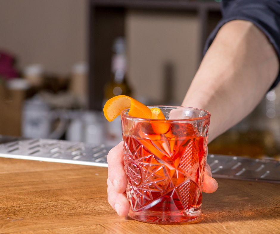 PROBAR_Products's tweet photo. A great cocktail needs a great glass! 
See More: https://t.co/ixNOONKZFh 

#probar https://t.co/iW94jin34Y