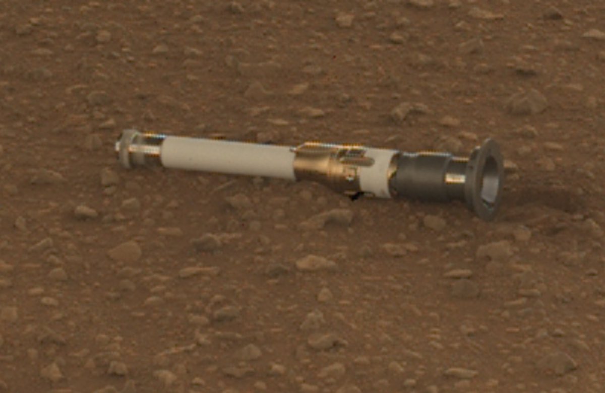 Didier_Moise's tweet photo. This is just #amazing… 
@NASA Perseverance rover sample tube on #Mars @NASAPersevere

https://t.co/H2DBDZCMCO https://t.co/j3x22YtSRi
