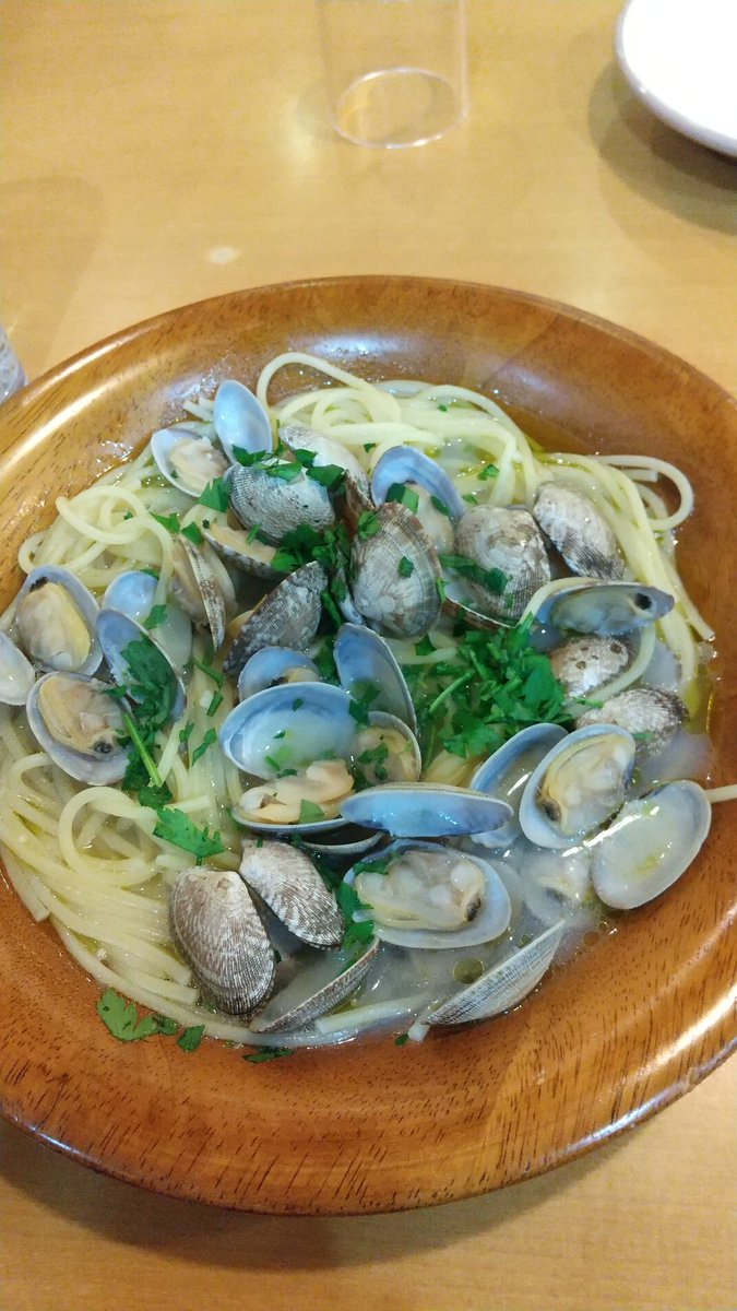 doublebeens's tweet photo. 本日は「#サイゼリヤ」の塩味ボンゴレ
マジで美味しい😋👍
これで500円な���レギュラーメニューに加えて欲しい🙏 https://t.co/s91krOFzyS