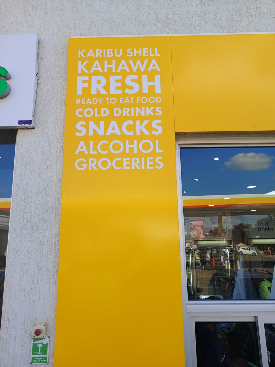 Murugi___'s tweet image. My go-to item for trips is coffee. Ironically it puts me to sleep. The only problem is when I wake up and I'm struggling to grasp my current location😂
You can stop over at Shell Select Shops to get some fresh hot coffee and snacks for the road.
#CraveItHaveIt #TupataneShell