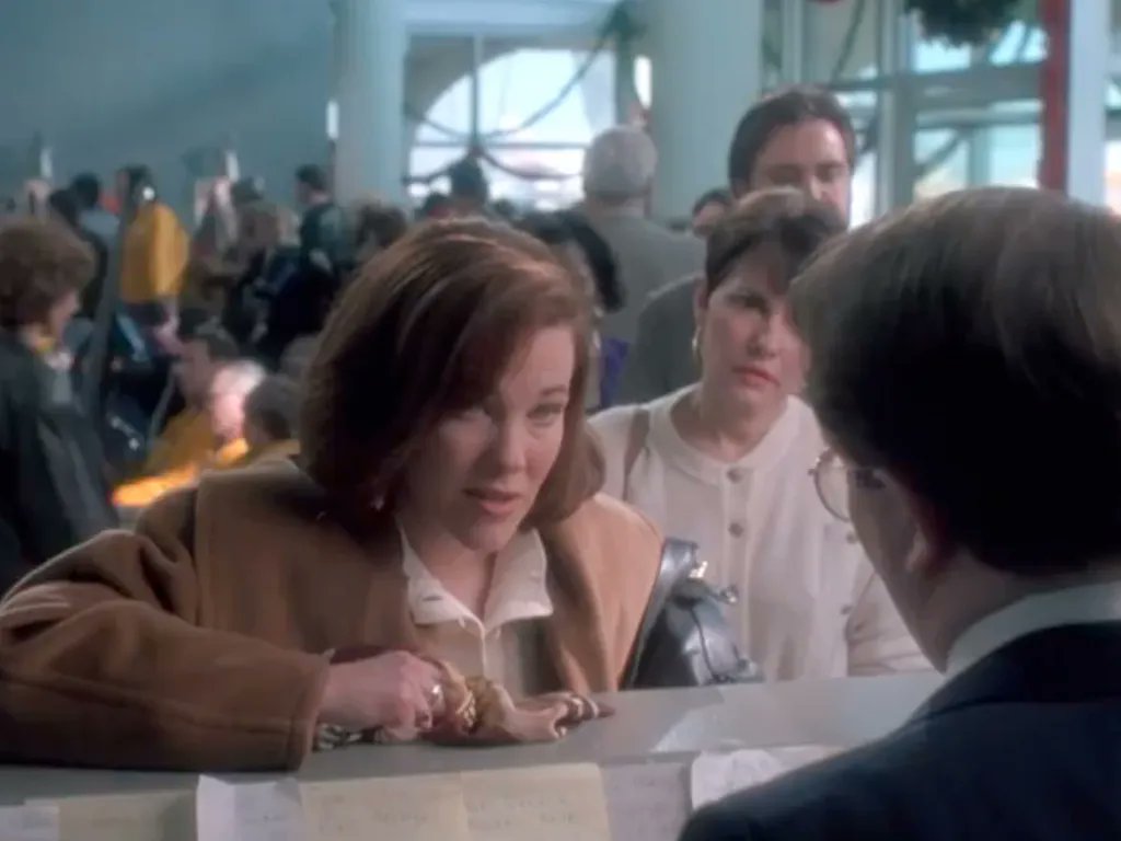 Travelling during Christmas can be a stressful endeavour. Our recent TMB staff blog offers up some top travel tips. Please give it a read; it might help improve your festive journey, as long as you don't forget Kevin! 

tmb.ie/blog/christmas…