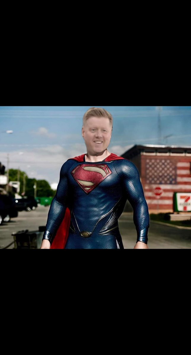 YaBoiOven's tweet image. There is only one man who can save us now!💜