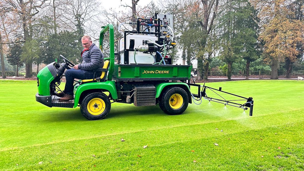 SeeGrowS1's tweet image. The Buckinghamshire Golf Club getting som SeeGrow Solutions Ozone love.
The future is chemical free
#thefightagainstpathogens
#activatetheimmunesystem