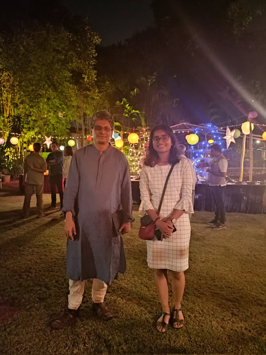 EshnaRoy6's tweet photo. A peek into yesterday's Winter Solstice party at IUCAA @IUCAAstro. Got a chance to interact with Prof. Somak Raychaudhury @somakrc. It was one of the most exciting, enriching, and gratifying experiences of my life. Thanks for the awesome ambience and good food! https://t.co/lc5kapeAm8