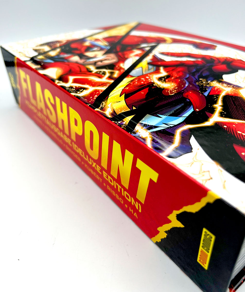 PaniniVerlag's tweet photo. Na, habt ihr schon unsere Flashpoint - Komplettausgabe entdeckt?
✨ Über 1500 Seiten im Hardcover! Die Story, die das DC-Universum für immer veränderte!
https://t.co/aVT3l7Ij44
#flash #dc #Batman #comic https://t.co/HA08hk0ULd