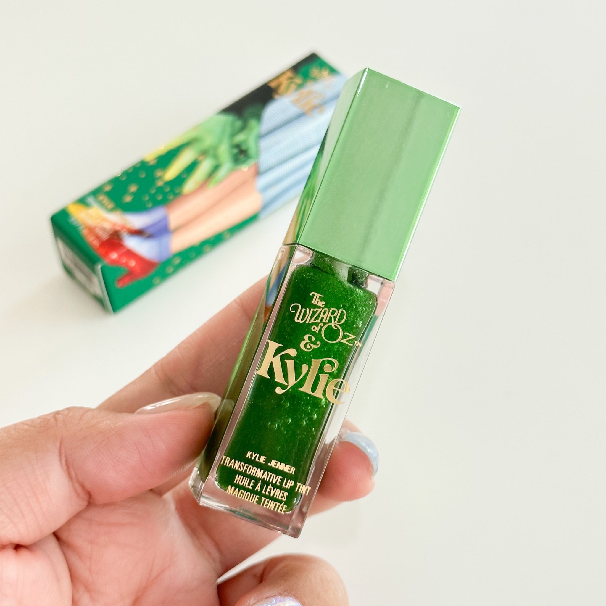 THEDETAILSOFTODAY𓂋 on Twitter "แปลก และ สวย! ตำลิป Kylie ตัวใหม่ที่