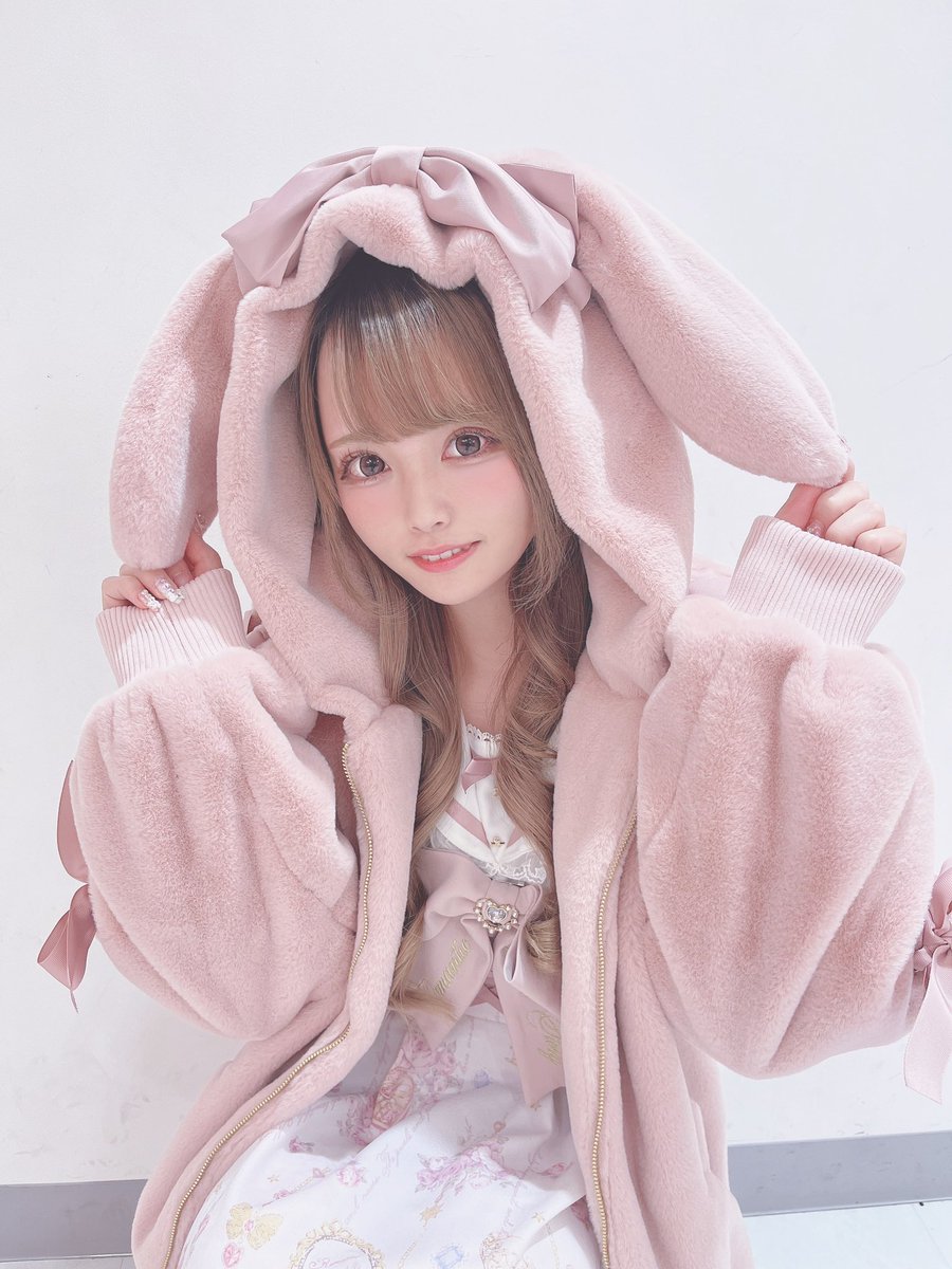 LIZ LISA on X: