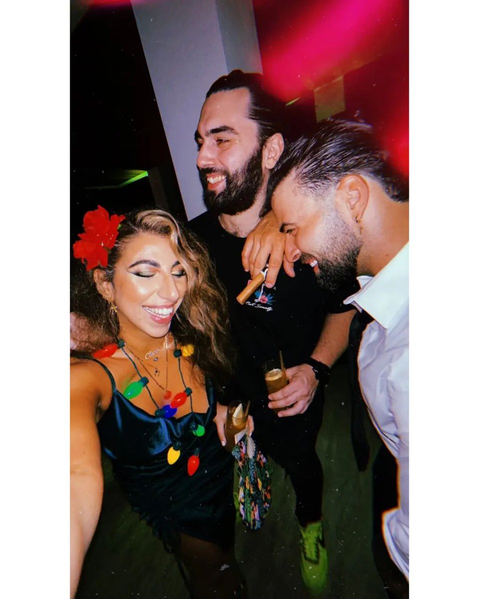 Moumoune_28's tweet image. Cortesía @jencarlosmusic IG Stories 
@clarapablo #JencarlosCanela 
#Fonsi&amp;amp;Flaca #ChristmasBash