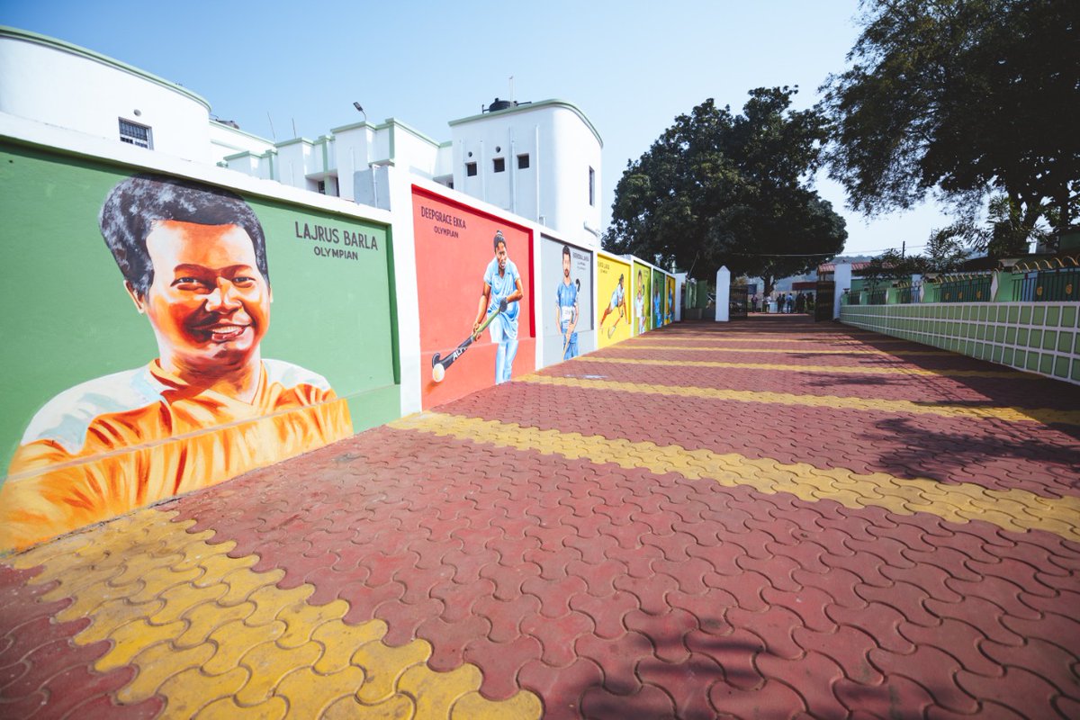 sports_odisha's tweet photo. Here is an artistic tribute to the Indian Hockey through beautiful wall paintings in the streets of #Rourkela. 

The city is all set to welcome best hockey players across the globe.

#HWC2023 #OdishaForHockey #IndiaKaGame https://t.co/jhYy318oaD