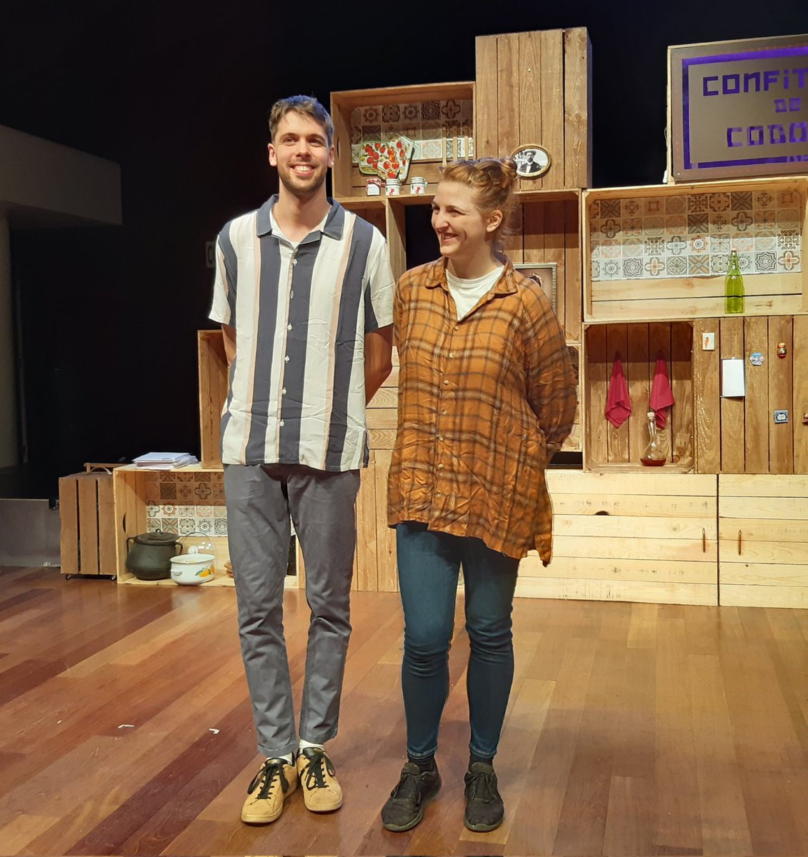 🎭 L'Empordà, a part de Dalí i la tramuntana, té 'experiències sensorials plenes de mindfulness'.
La cia <a href="/lallarga/">La Llarga</a> explora a #ConfituraDeCodony el nostre llegat, el turisme i la pervivència de l'àmbit rural.
Una comèdia satírica de <a href="/silvia_nape/">Sílvia Navarro</a>.
Gràcies @sensebecca i <a href="/nitu_llop/">Marià Llop Brugada</a>!