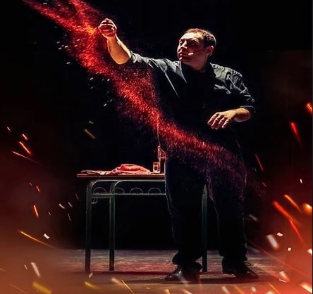MAGO TUTAN

🗓️ 3 de Enero
🕛 18:00
📍   Casa de Cultura

Espectáculo de #magia familiar. Cómico, divertido, televisivo, donde el humor y las risas están aseguradas

Entradas ya a la venta: 
bit.ly/3PaA17j

<a href="/MagoTutan/">Mago Tután</a>