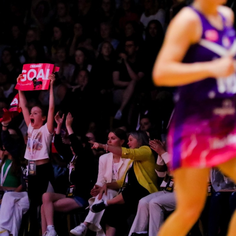 EnglandNetball's tweet photo. Start 2023 right with an extraordinary live experience ✨

Get your tickets for the opening game of the Vitality Roses series vs. @NetballJamaica in January and the @NetballSL Season Opener in February! 💥

Don't miss out ⏬