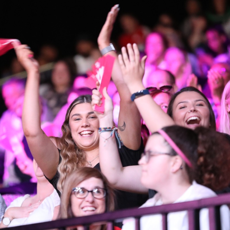 EnglandNetball's tweet photo. Start 2023 right with an extraordinary live experience ✨

Get your tickets for the opening game of the Vitality Roses series vs. @NetballJamaica in January and the @NetballSL Season Opener in February! 💥

Don't miss out ⏬