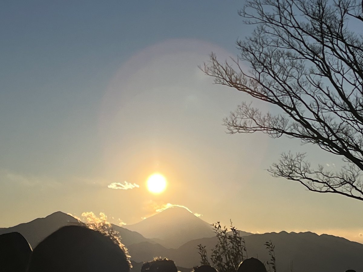 06norffas's tweet photo. 前後も美しい✨ https://t.co/aKE5WvN7mK