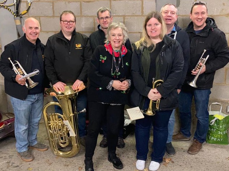 KarenJGardner's tweet photo. Wonderful morning entertaining the @aldbourneband in the garage of @BBCWiltshire towers. The best way I  know to start Christmas! @benpratershow https://t.co/goQhVbmJpD