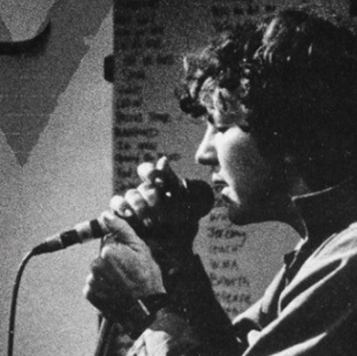 aaluzuxz's tweet image. It's his day nobody else matters but him &amp;lt;3