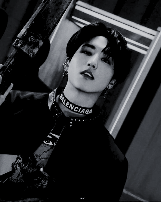 ͏

your devilish balenciaga daddy.

͏