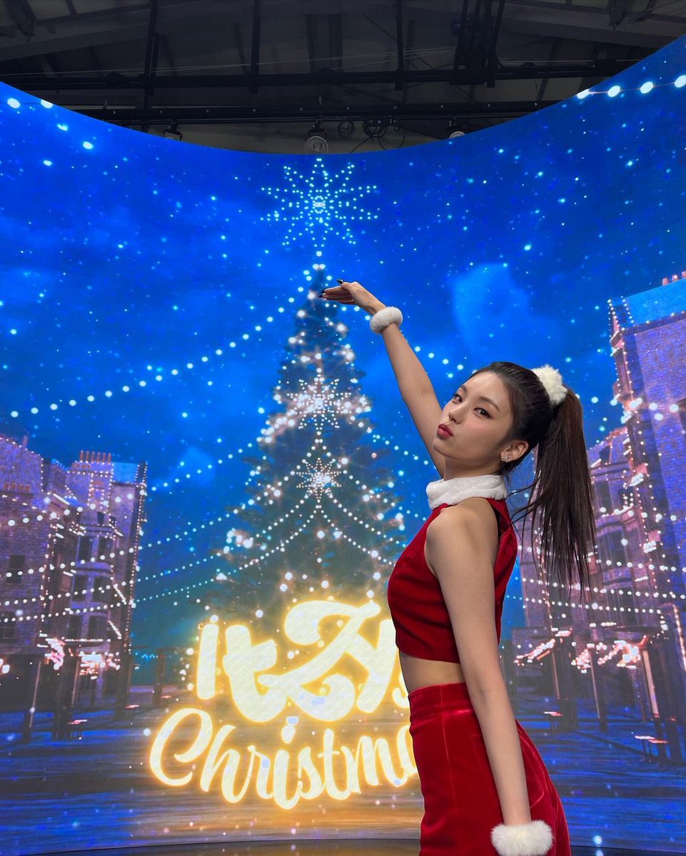 ITZY STAGRAM tweet media