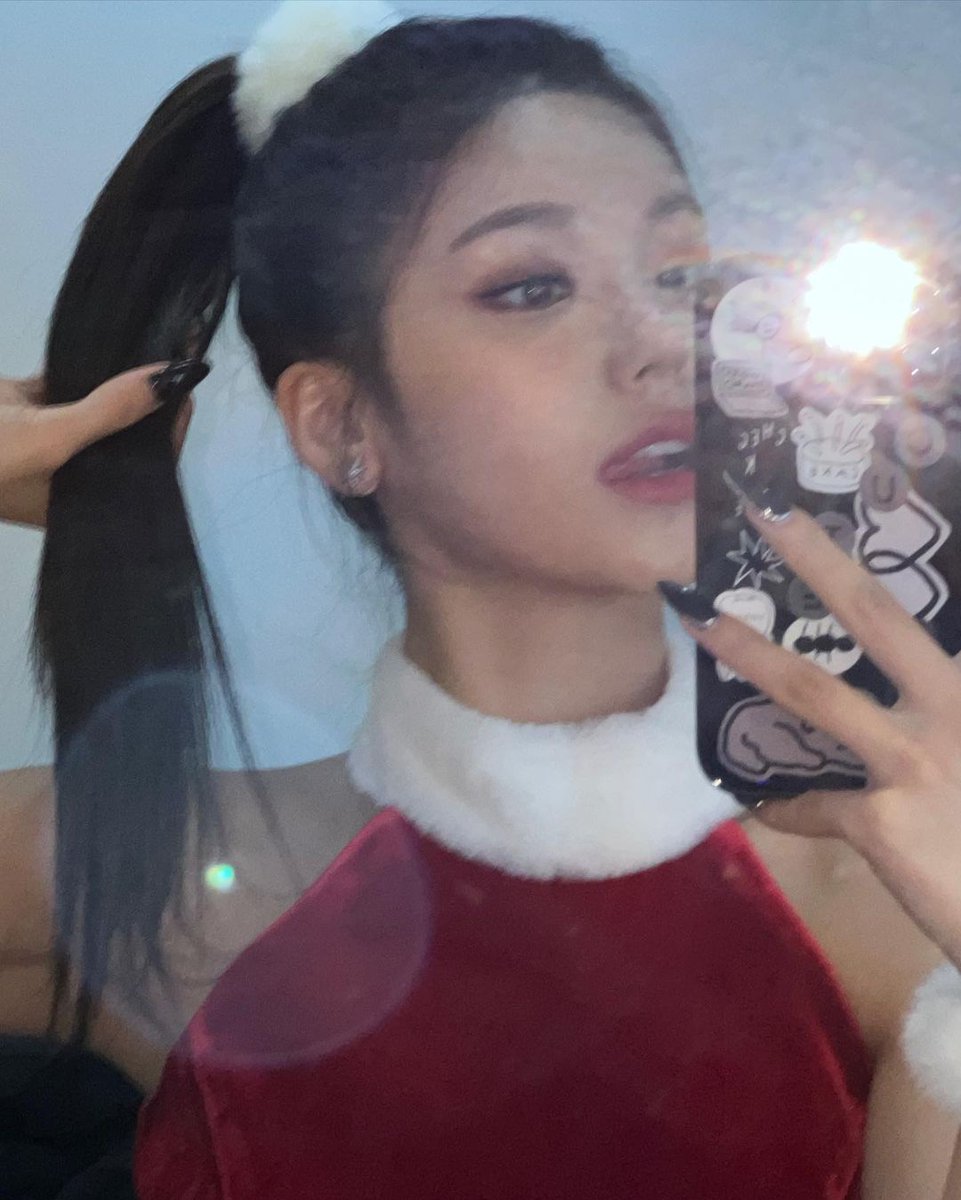 ITZY STAGRAM tweet media