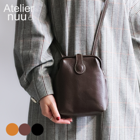 maruyaselection's tweet image. 素材の良さとデザイン性、機能性を兼ね備えたアトリエヌウのバッグ。
パカッと開くダレスタイプのシリーズや #レッザボタニカ は、各モールでクリスマスギフトに人気です🎄
#ateliernuu /#豊岡鞄 /#アトリエヌウ /#レザーバッグ/#ダレスバッグ  /#サステナブルレザー
maruya-selection.com/collections/at…