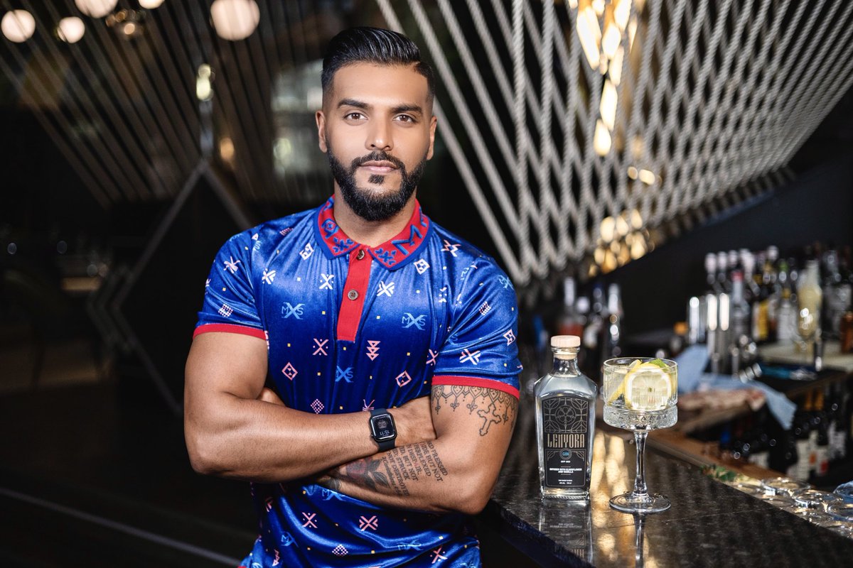 ShahanR's tweet image. I’ve launched my very own proudly South African gin called Lenyora. Order here: mothercityliquor.co.za/collections/ne…