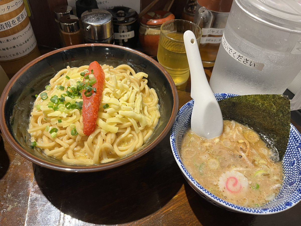 Saka_Ken's tweet photo. つけ麺紅葉@国分寺
つけ麺大盛 和え麺（地鶏卵の釜玉麺＋明太子チーズ）
一度は食べてみたかったトッピングに思い切って挑戦！これはさすがに満足感ハンパない！これで年内は食べ収めかなぁ。
#つけ麺紅葉 #国分寺 https://t.co/yvAw7BUy3J