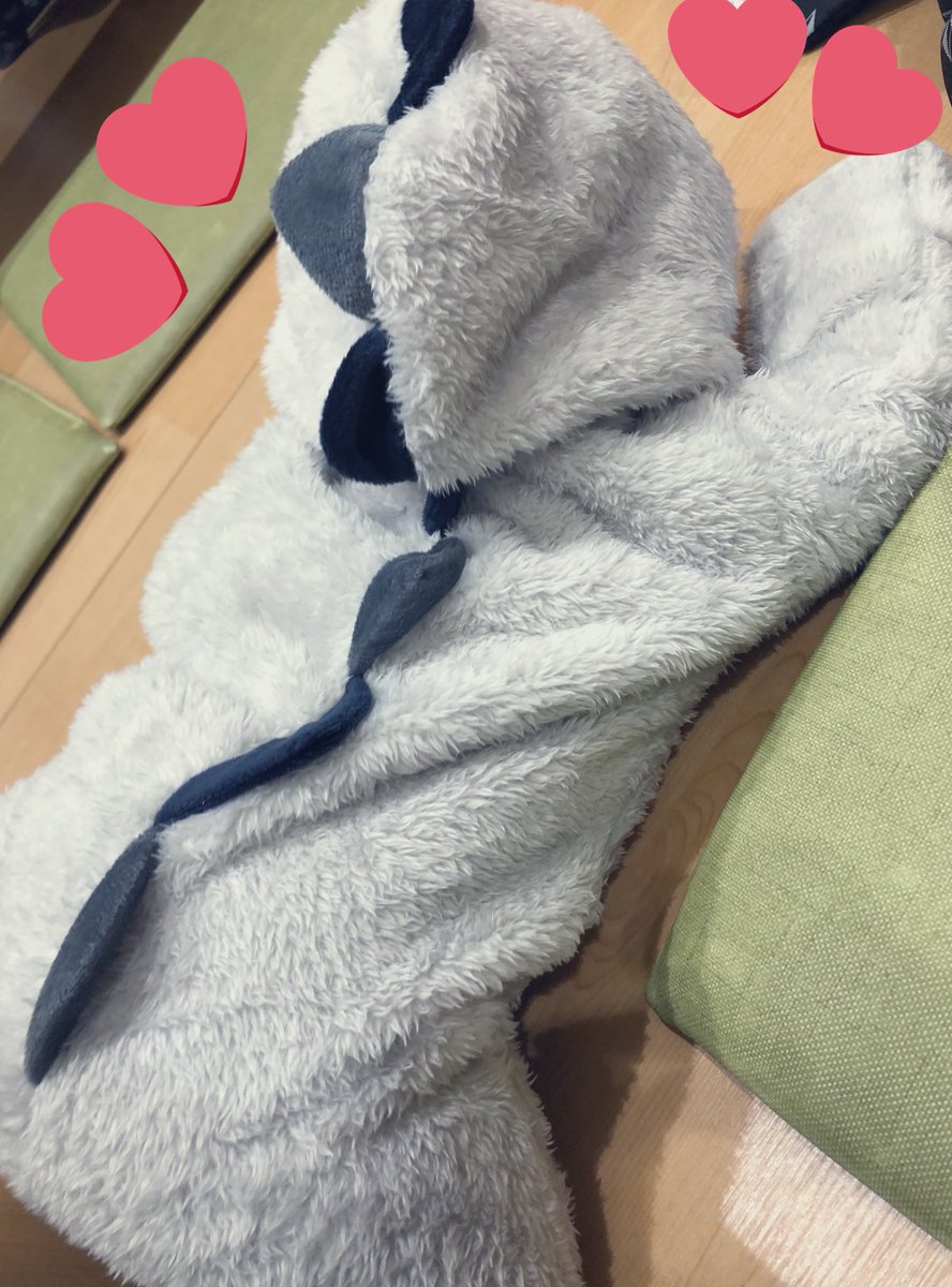 クリスマスケーキ🎂も
チキン🍗꙳も、ピザ🍕 ꙳も
色々予約おっけー！！
付き合ってくれたお兄さん❤︎
👶🏻はずっと寝てた🥱

子供たちへのプレゼント🎅🦌🛷🎄.*
仕入れもぜんぶおっけー！！