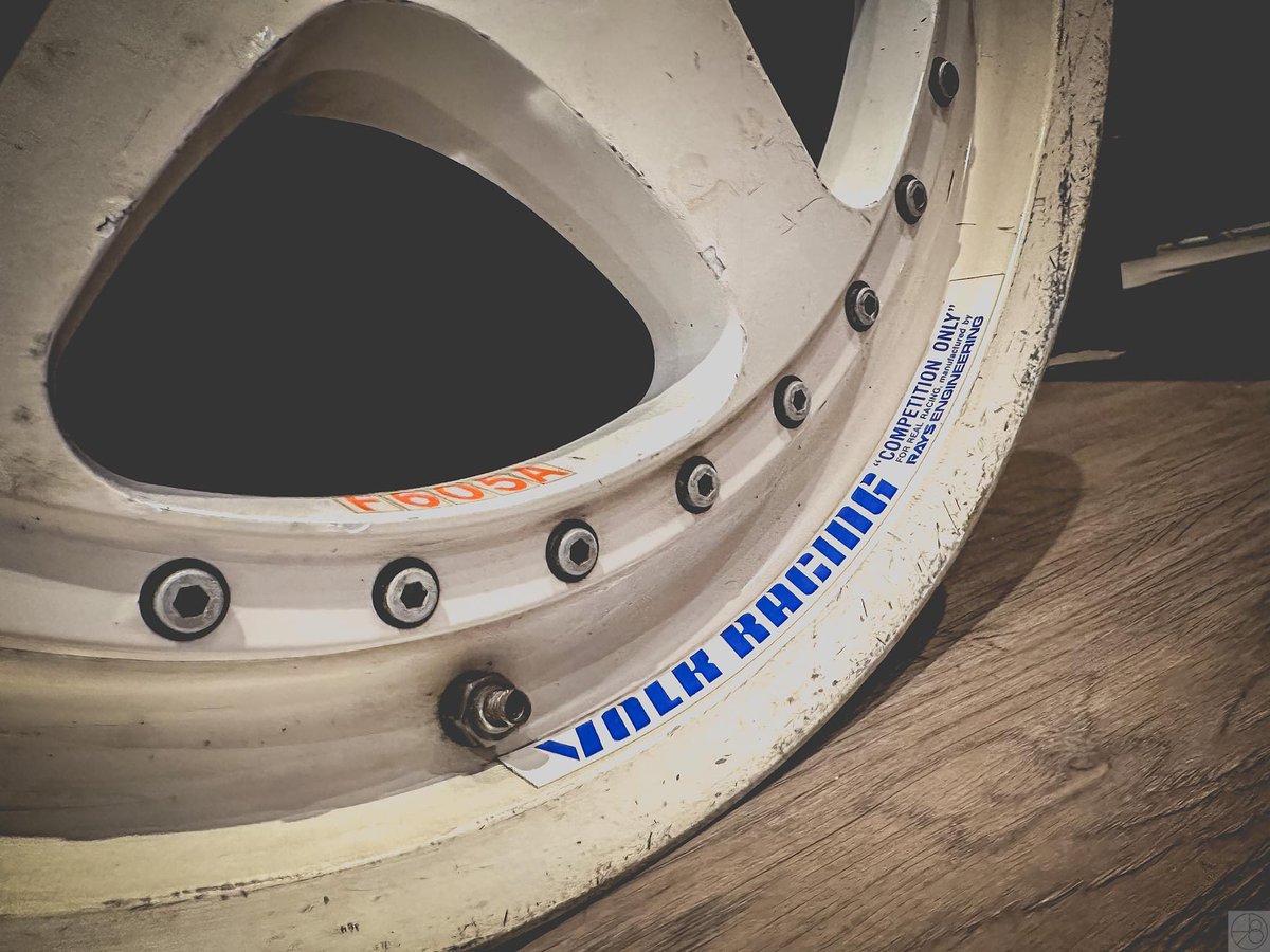 Inspire78Studio's tweet photo. Volks Racing Center Lock Wheel For 1996 Nissan Skyline R33 GT-R LM GT1
#Nissan #Rays #Nismo #omorifactory #R33 #Skyline #GTR #Japan #JDMstyle #JDM #jdmfashion #oldschoolstyle #90sjdm #jdmwheels #Lifestyle #Classsic #Classicwheels #Wheels #Rims #90s #Race #LM #raysengineering #GT1 https://t.co/O8Mc2k0CT1