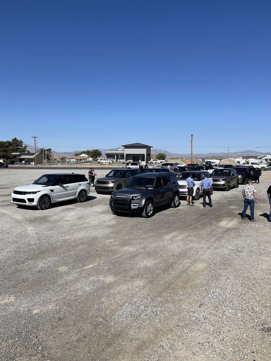 JLR_Boston's tweet photo. Thinking back to warmer days in Vegas for the all new 2023 Range Rover launch!!! Today looks like it’ll be the perfect day to see your new #RangeRover handles in the New England weather⛅️❄️☀️ https://t.co/78keZqmM7U