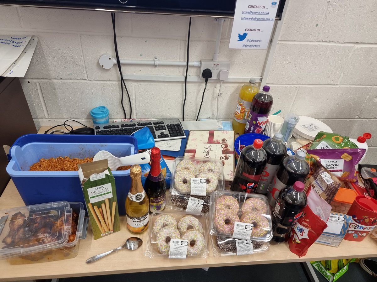 Welcome to the trust team, "jiggle Jollof," and congratulations 🎊 on completing your 5 day PMVA course👏👏👏 thank you for the chockolates, drinks, doughnuts and of course the jollof rice 🍚. Hope you have a merry Christmas and a happy new year.🎄 🎅