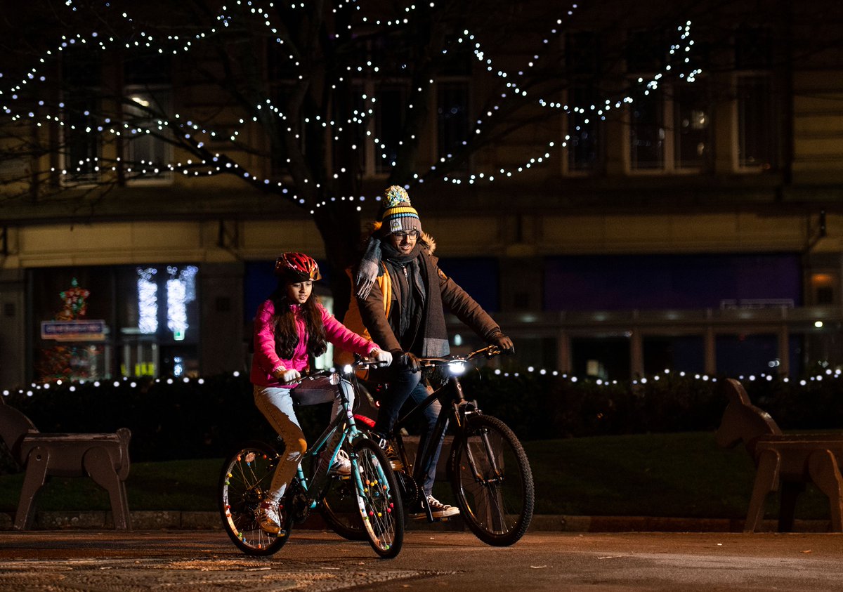 CyclingUK_EMids's tweet photo. Wishing our wonderful partners, clubs and friends across the East Midlands a very happy holidays. Looking forward to working with you all again and making 2023 an even better year for cycling! 🎄🚲🌟#cyclinglife #communitycycling #christmascycling https://t.co/NMvoT3wgvp