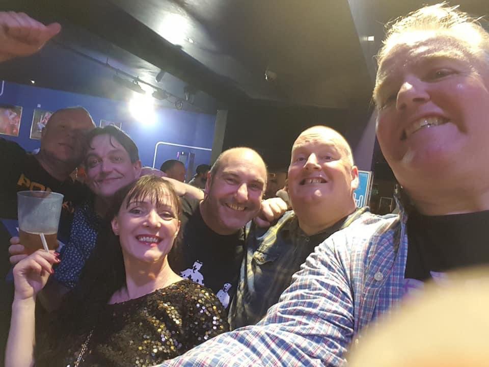 wolvesbradders's tweet photo. FB memories with reminders of two great Stuffies gigs on this day in 2016 and 2019. And reminders of #restrictedview gigs with @ElmoWoodward Will raise a glass for you tonight mate ❤️ https://t.co/COueIMHFxe