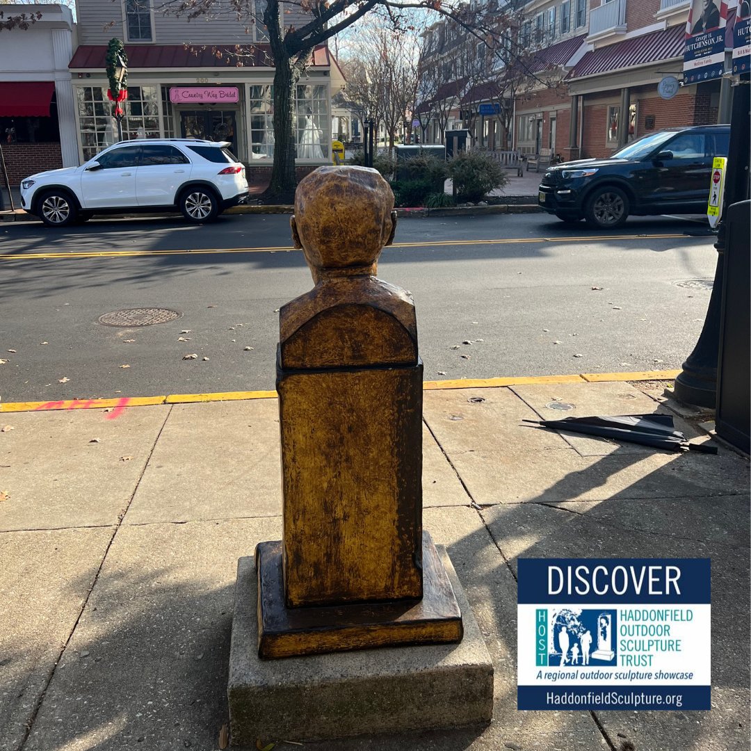 host08033's tweet image. 🔎Stanley the Witness🔎 

Stanley has witnessed students returning home after school, the Haddonfield Farmers' Market every Saturday from May through October, the Skirmish Revolutionary War reenactment event that took place in June, and more endless fun!