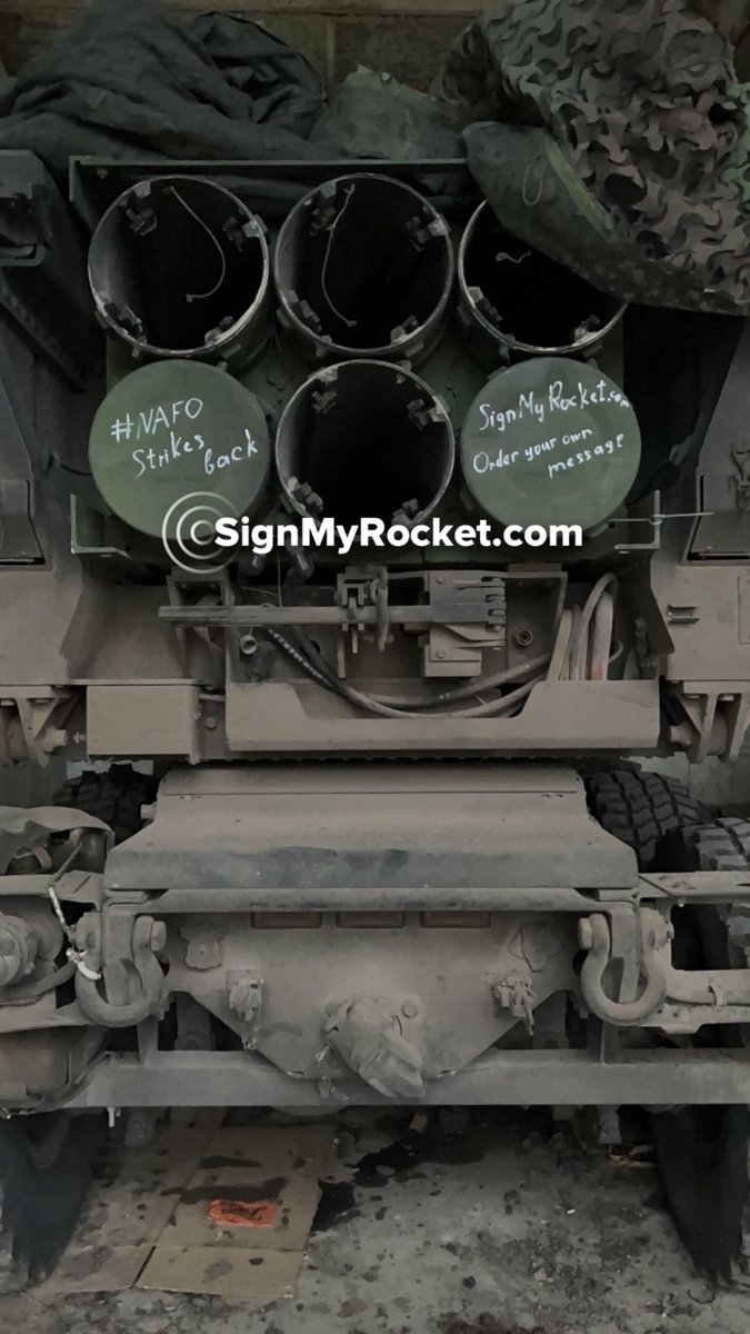 SignMyRocket's tweet photo. For a donation to 🇺🇦army you can sign a HIMARS rocket and get a picture of it

✅Donation - $1,500$

How to make an order? 👉 https://t.co/ZJ7na9OnaV

On the site, you can also find other options to sign: artillery shells, M777, video of firing, Mig-29 https://t.co/KBgMbWJuFO