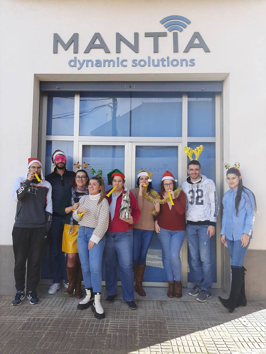 Mantia_es's tweet photo. Llegó la Navidad a Mantia 🎄🥂✨

¡Esperamos contar con vosotros durante muchas navidades más!

It's Christmas time 🎅🤶 https://t.co/9NkQHwVYCQ